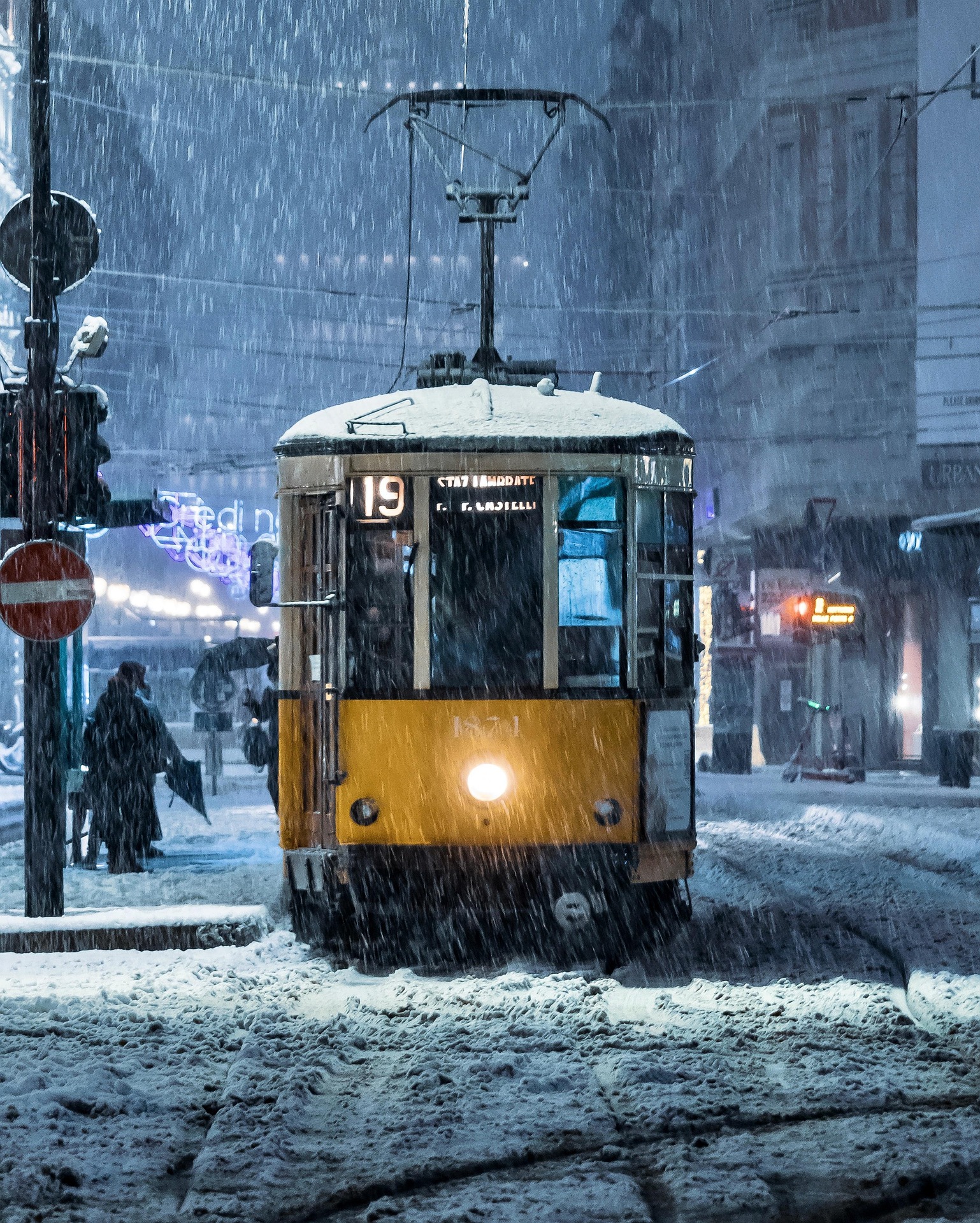 Public transportation in Hungary including trains, buses, trams, and Budapest Metro